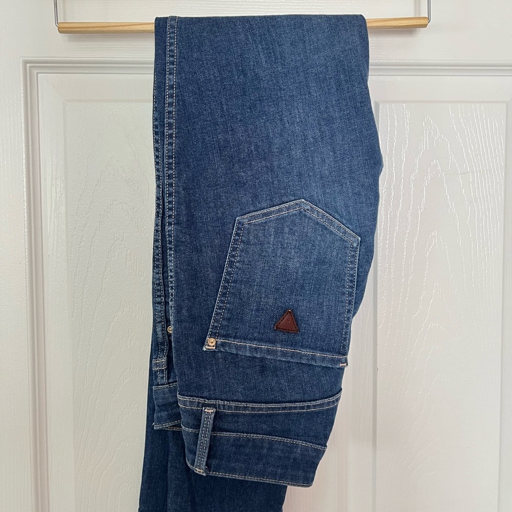 Women’s Blue Guess Jeans